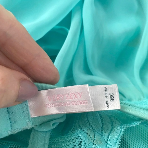 🩷NEW VICTORIA’S SECRET 🩵TIFFANY BLUE🩵babydoll. - Picture 4 of 6
